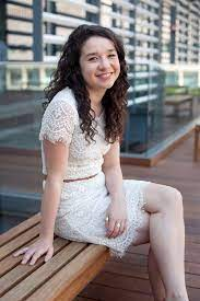 Sarah Steele Net Worth, Age, Wiki, Biography, Height, Dating, Family, Career